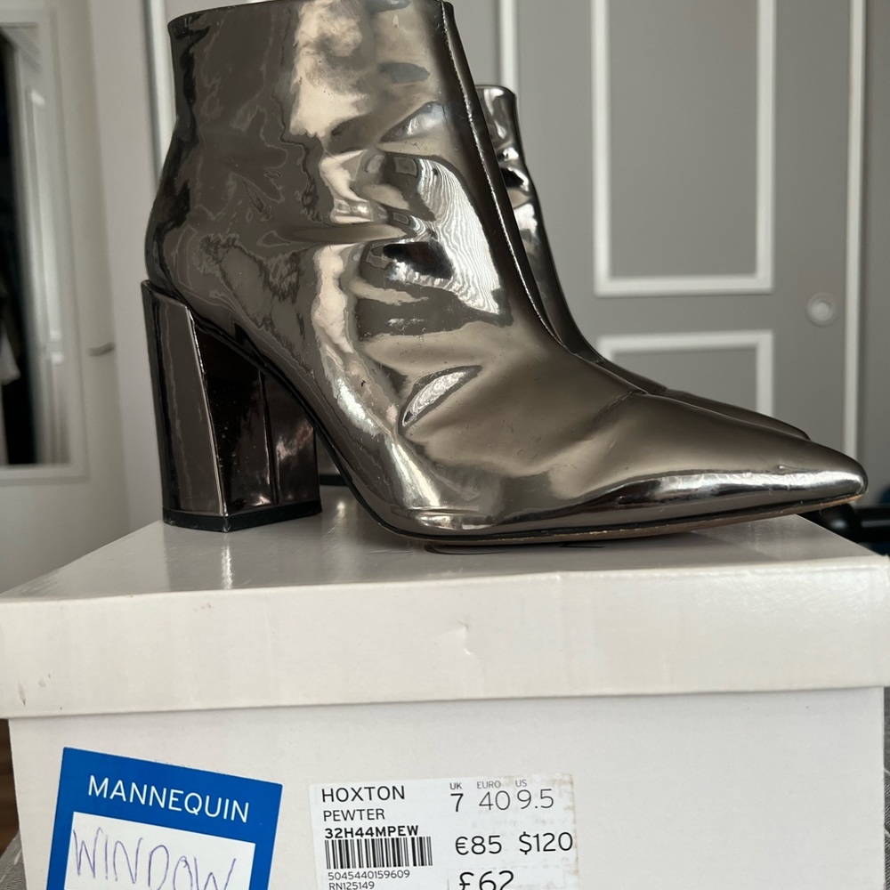 Topshop Pewter ankle block heel boot US 9.5